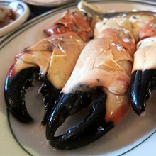 Load image into Gallery viewer, Colossal Stone Crab Cracked
