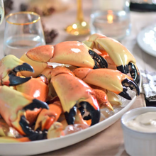 Load image into Gallery viewer, Classic: Large Claws Dinner For 6 &amp; Key Lime Pie
